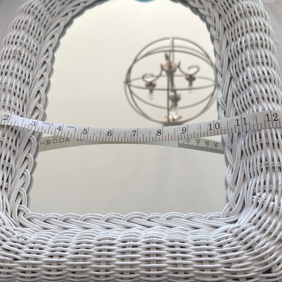 Elegant White Wicker Wall Mirror - Picture 2 of 3